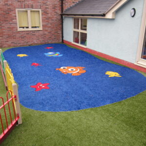 Artificial Grass Fish in Blue Fish Pond